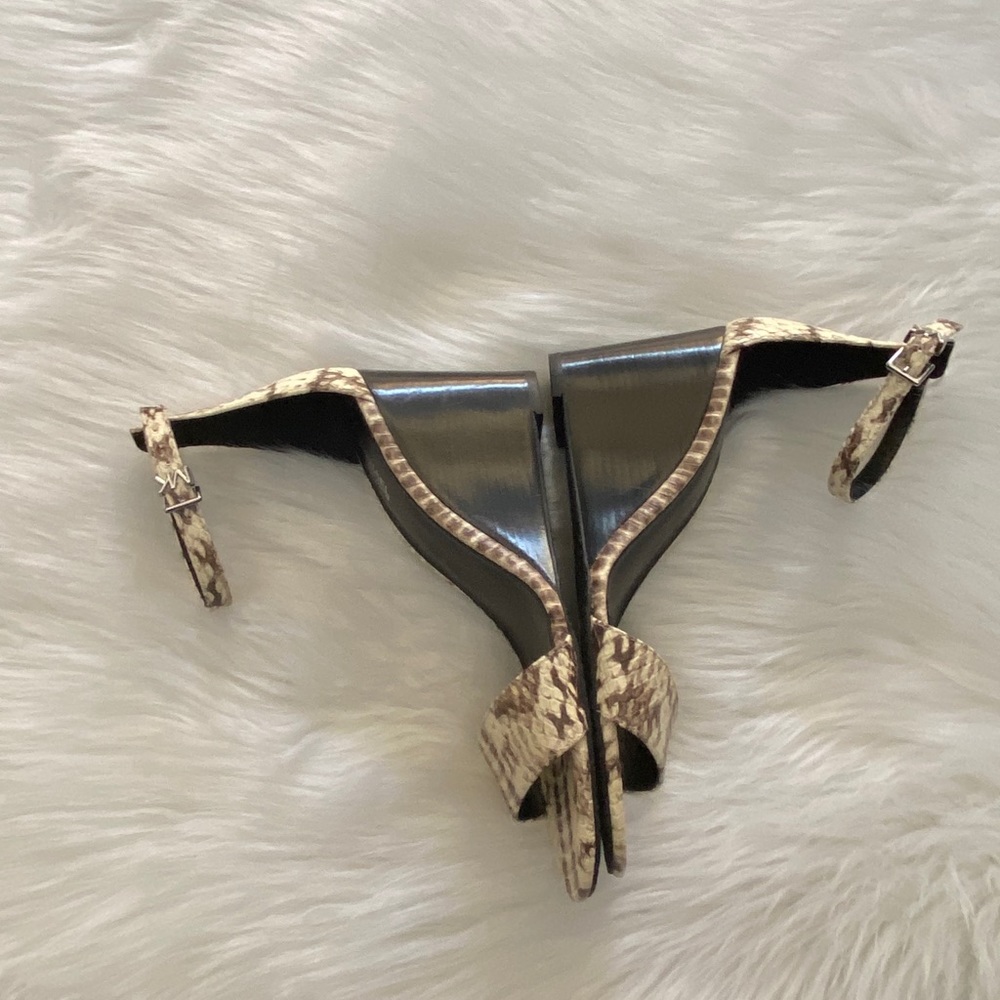 NEW w/o Box-MICHAEL KORS Snake Fiona Wedges 8 - Picture 5 of 6